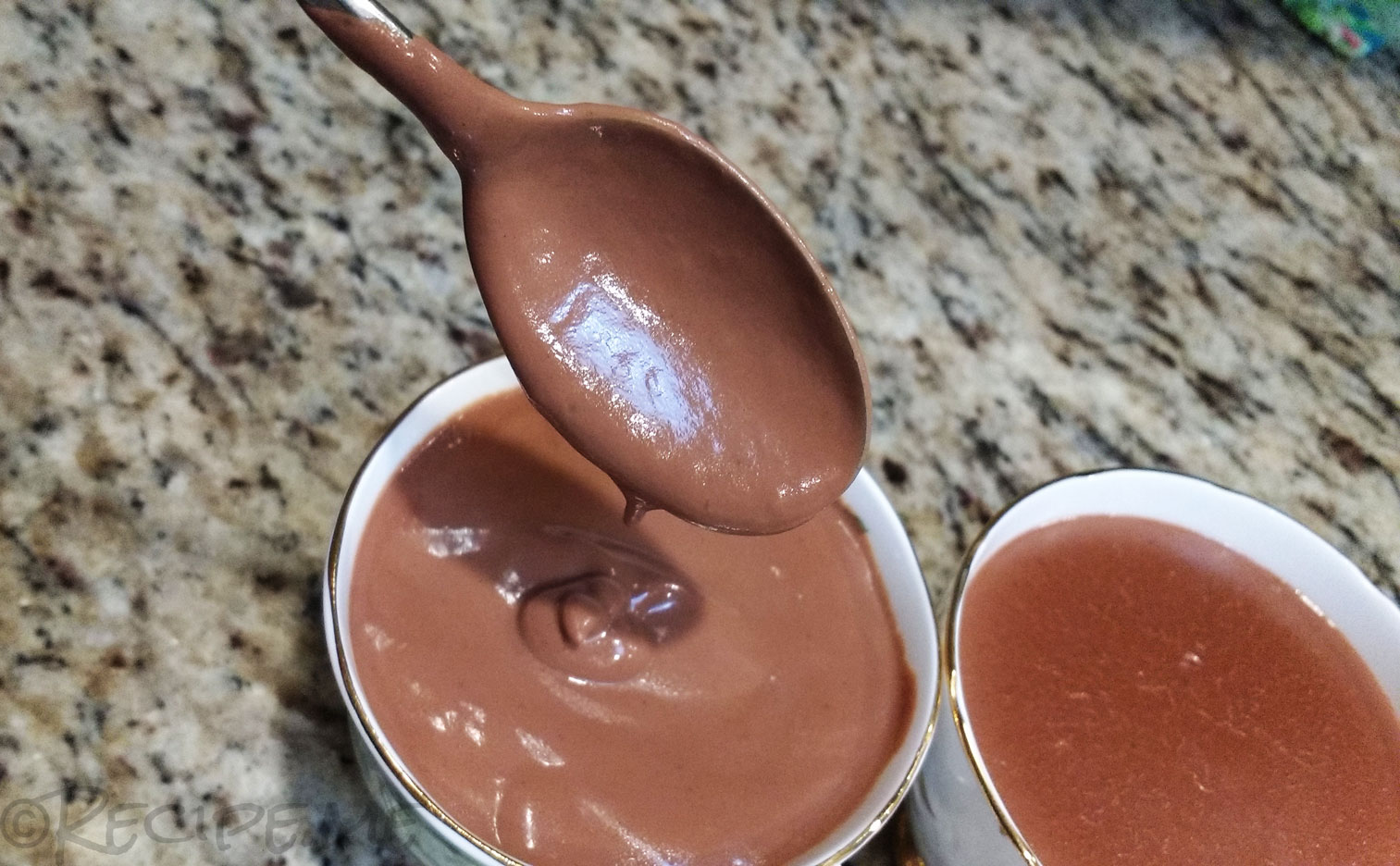 Chocolate Caliente - Step 4 - Serve 2