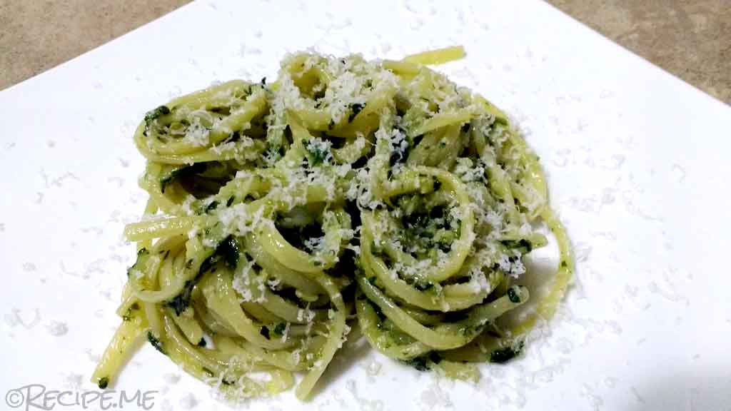 Basil Pesto (Pesto Genovese) - Step 4 - Basil Pesto in Pasta