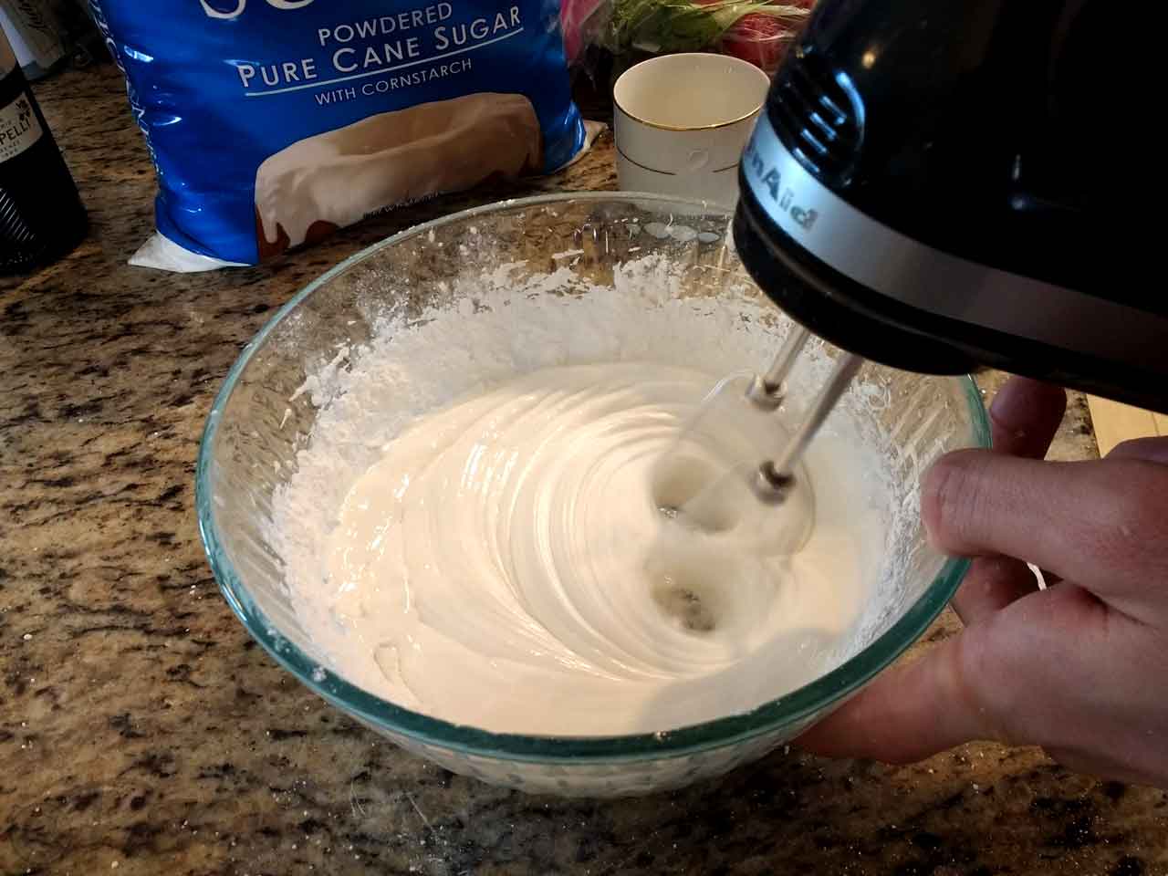 An Easy And FoolProof Recipe For Royal Icing Recipe.me