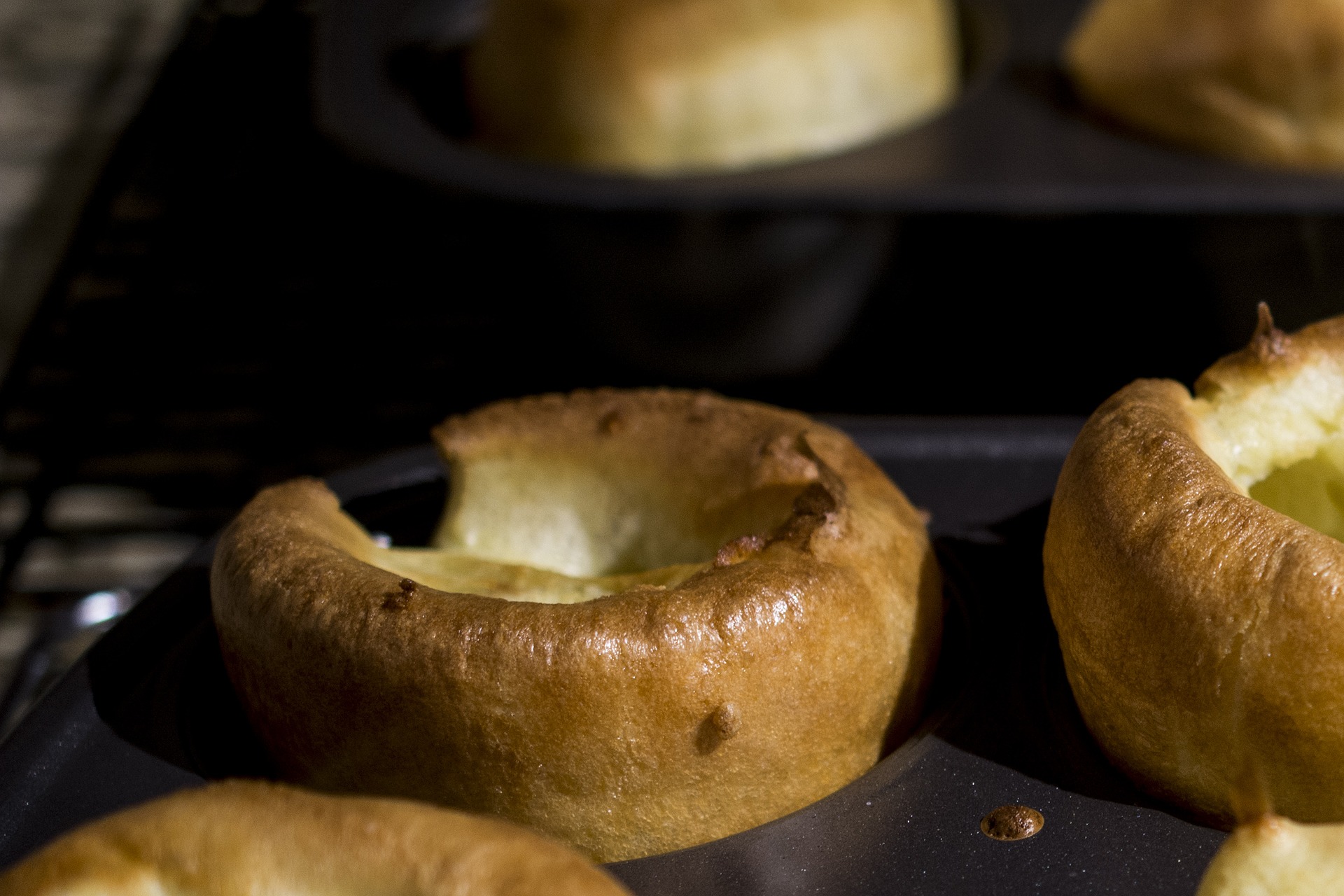Deliciously Easy Yorkshire Pudding Recipe